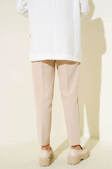 İp Detaylı Beli Lastikli Dar Paça Bej Pantolon - Resim 3