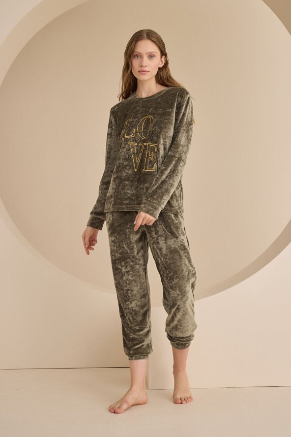 Haki Yeşil Love Kadife Pijama Takımı - 2