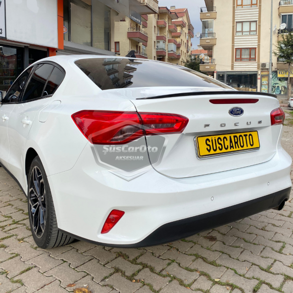 Ford Focus 4 2018 ve Sonrası Sedan Uyumlu Bagaj Üstü Spoiler Bagaj Çıtası Piano Black Parlak Siyah - 2