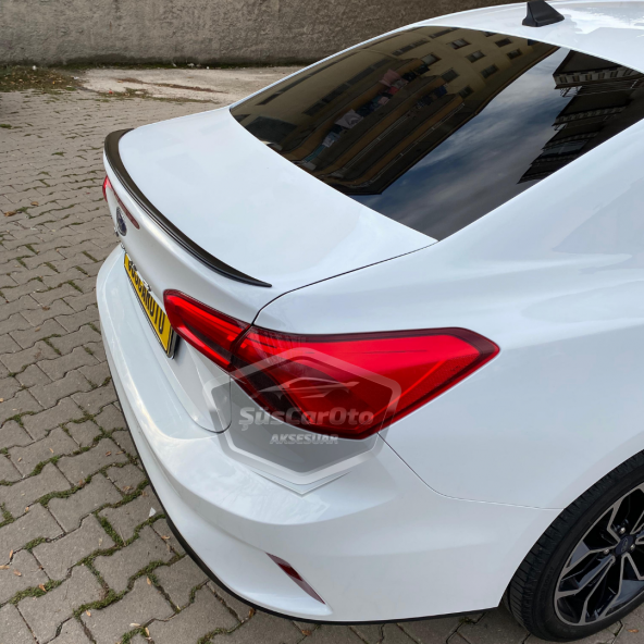Ford Focus 4 2018 ve Sonrası Sedan Uyumlu Bagaj Üstü Spoiler Bagaj Çıtası Piano Black Parlak Siyah - 9