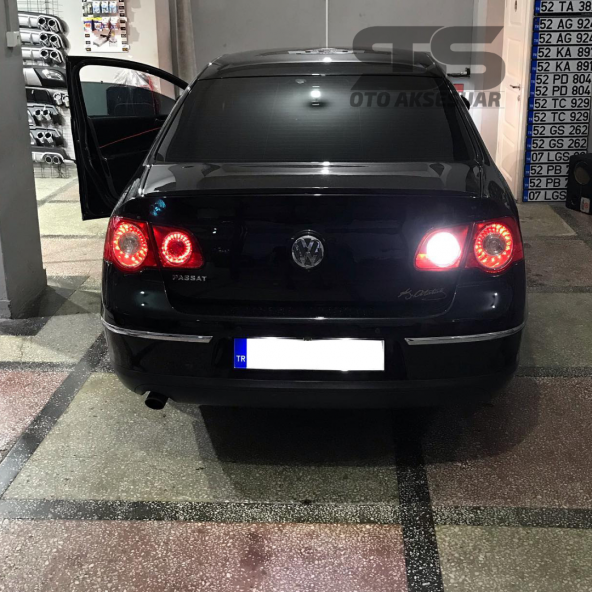 Volkswagen Jetta Mk5 Bagaj Üstü Spoiler Çıtası ürün görseli 1