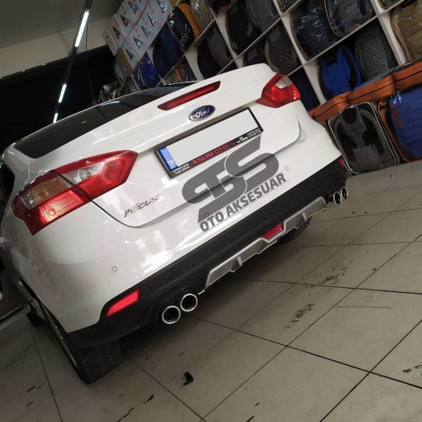 Ford Focus 3 Difüzör Arka Tampon Eki 4 Egzoz Çıkışlı Gri - 3