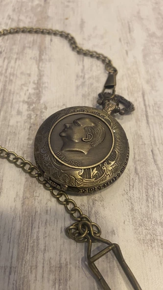 Atatürk Kabartmalı Cep Saati Köstekli Saat Kapağa Yazı Yazılır - Resim 4