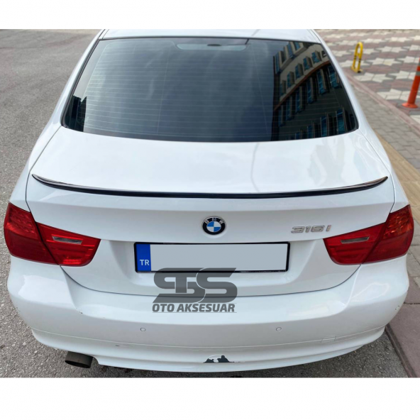Bmw E90 316 318 320 325 330 Bagaj Üstü Spoiler Piano Black ürün görseli 1