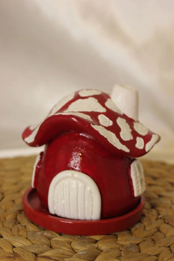 Konik Tütsülük Mantar Hobit Ev Kırmızı ürün görseli