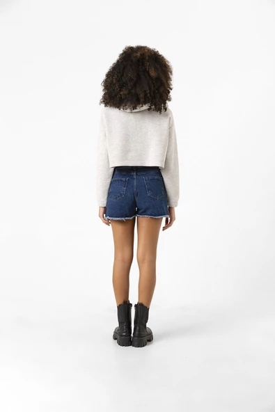 Basic Gri Kapüşonlu Crop Sweatshirt - Resim 6