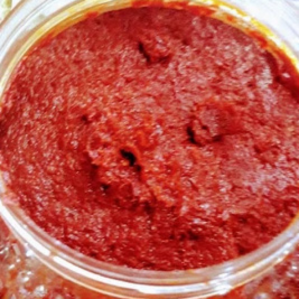 YÖRESEL BAHARAT Acı Biber Salçası 2,500 gr - 4