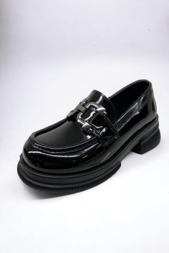 İzlife İz399 K240 Rugan Siyah Casual Kadın Ayakkabı
