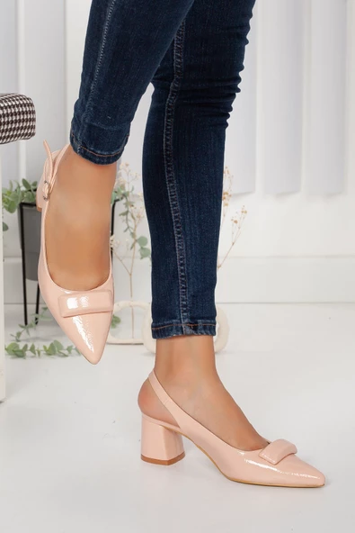 Dilimler Ayakkabı Rugan Tokalı Pudra Kadın Kısa Topuklu Ayakkabı - Resim 2