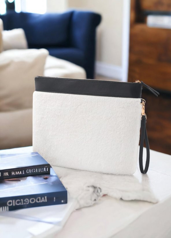 The Mia Peluş Clutch Çanta Beyaz 26x33 cm - 3