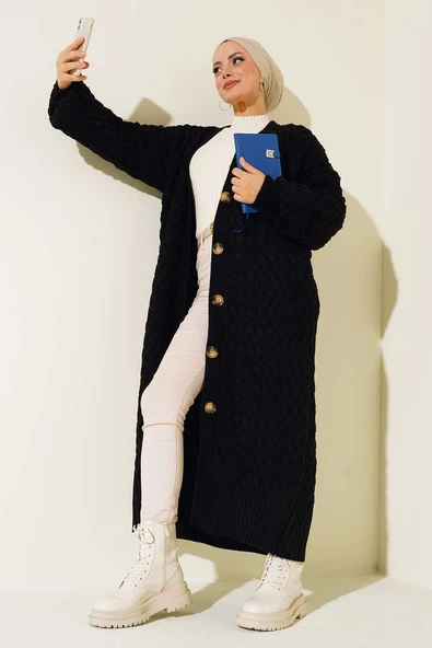 Boydan Düğmeli Sepet Örgü Uzun Hırka Siyah - Resim 2