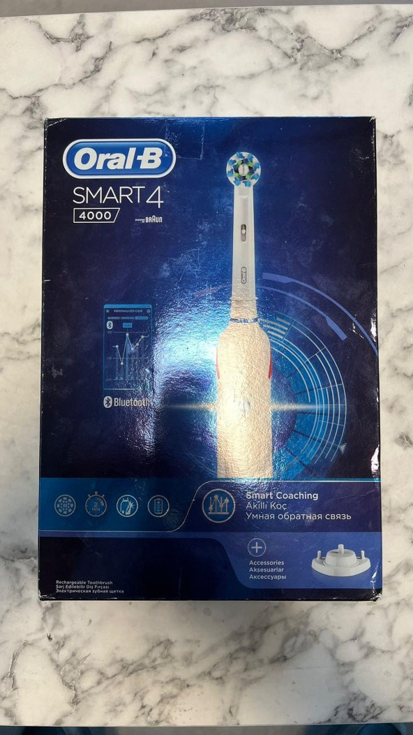 Oral-B Smart 4 4000 Şarjlı Diş Fırçası (Outlet)