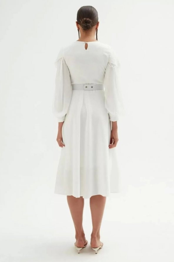 Omuz Detaylı Saten Elbise 695-Beyaz - Resim 5