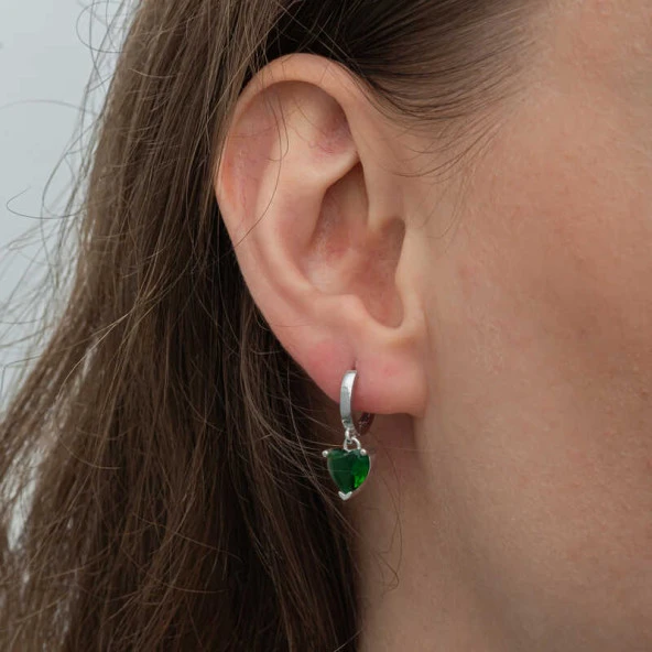 Gümüş Yeşil Taşlı Kalpli Kadın Küpe - Resim 4