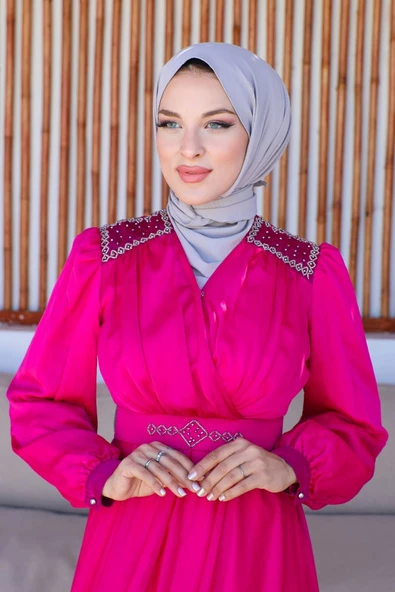 Kruvaze Yaka Bocuk İşlemeli Tesettür Elbise 745-Fuşya - 3