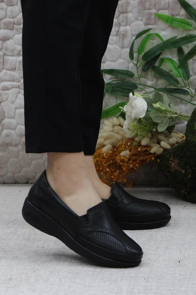 Mehmet Mete 4152 Comfort Hakiki Deri Kemik Çıkıntısına Özel Kadın Ayakkabı - Resim 2