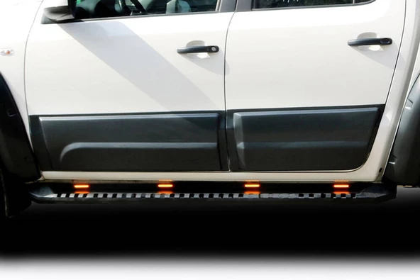 OMSA VW Amarok Kapı Dodik Seti Abs 6 Parça 2012-2017 Arası
