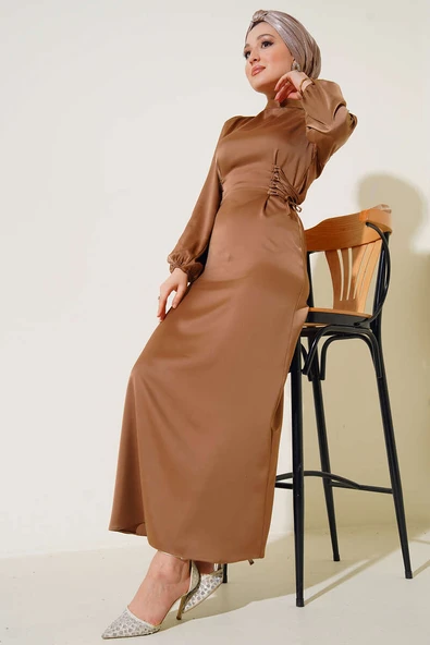 Yanları İp Detaylı Saten Elbise Taba - Resim 2