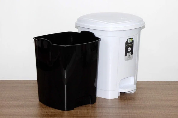 Polytime Pedallı Basmalı 6 Litre Çöp Kutusu Kovası - Çıkarılabilir İç Kovalı - Krem - 28 x 22 x 22 Cm - 3