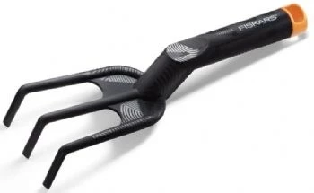 Fiskars Bahçe Düzenleme Tırmığı 137020