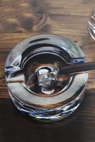 Paşabahçe Nude Kristal kuru Kafa Figürlü 24421 Shade Ağır Puro Küllük ürün görseli 1