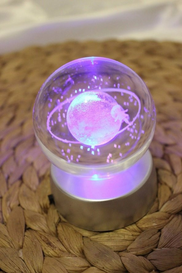 3 D Samanyolu Temalı Satürn Kız Işıklı Cam Küre Pilli 7 cm - 7