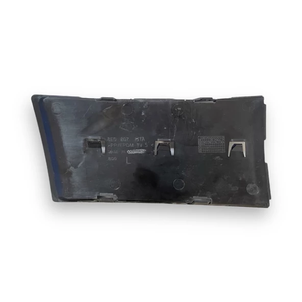 Audi A4 B7 2005-2008 Sol Sis Farı Yan Plastik Parçası 8E0807151A - 3