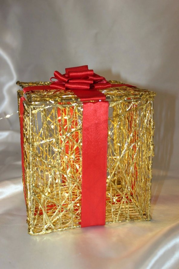 Yılbaşı Ağacı Noel Led Işıklı Hediye Kutusu Paketi Yılbaşı Gold 15*15*15 - 2