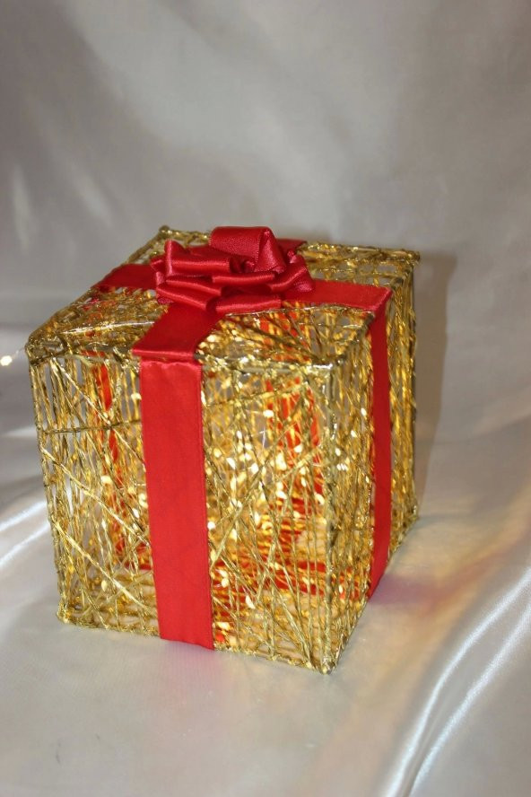 Yılbaşı Ağacı Noel Led Işıklı Hediye Kutusu Paketi Yılbaşı Gold 15*15*15 - 3