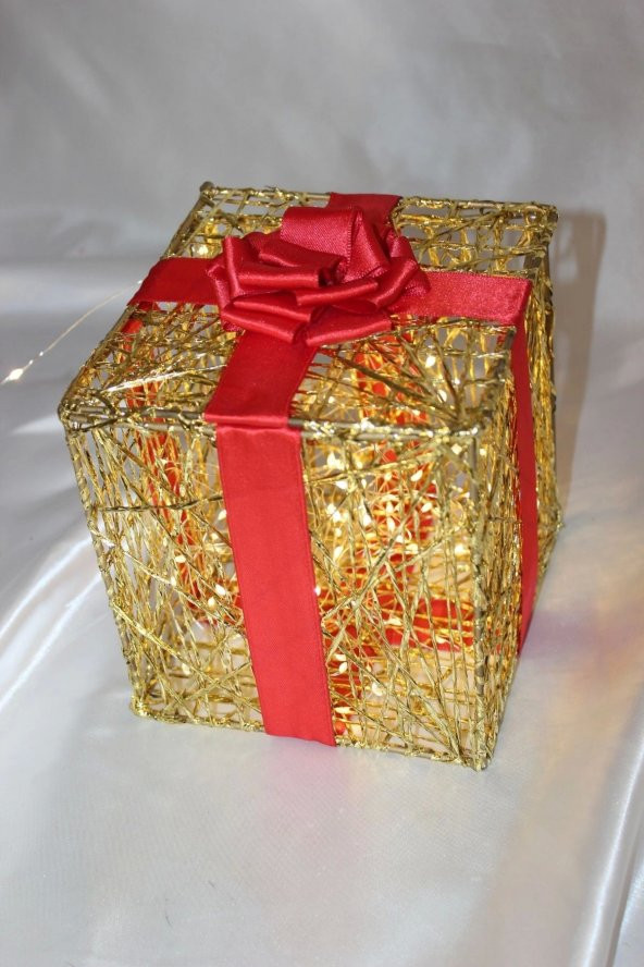 Yılbaşı Ağacı Noel Led Işıklı Hediye Kutusu Paketi Yılbaşı Gold 15*15*15 - 6