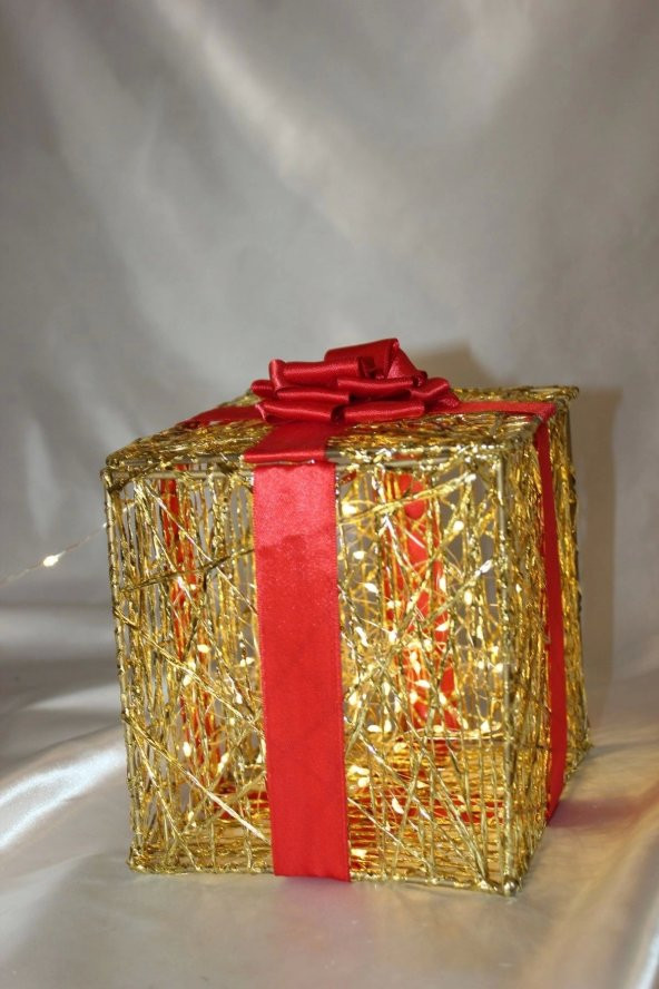 Yılbaşı Ağacı Noel Led Işıklı Hediye Kutusu Paketi Yılbaşı Gold 15*15*15 - 7