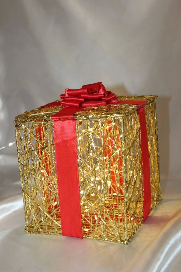 Yılbaşı Ağacı Noel Led Işıklı Hediye Kutusu Paketi Yılbaşı Gold 15*15*15 - 10