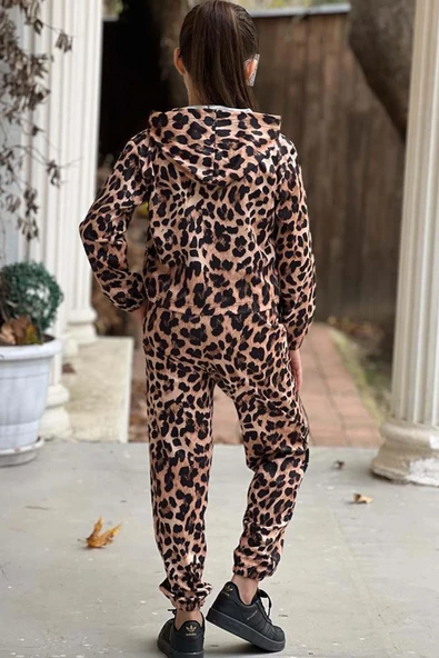Kız Çocuk Kapüşonlu Leopar Desenli Sweatshirt ve Croplu Kahverengi Eşofman Takım - Resim 2