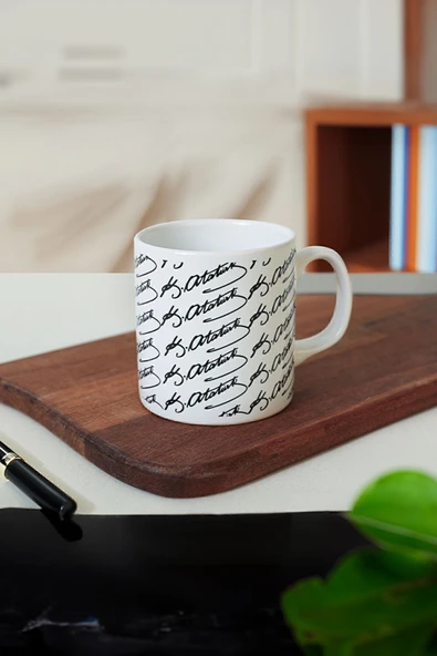 Keramika Keraart Atatürk İmza Siyah Beyaz Silindir Kupa 1 Adet