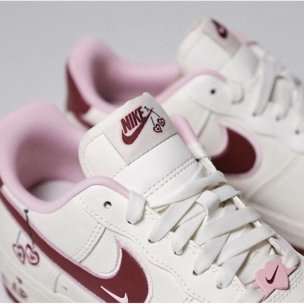 Nike Air Force 1 Valentin s Day - 8