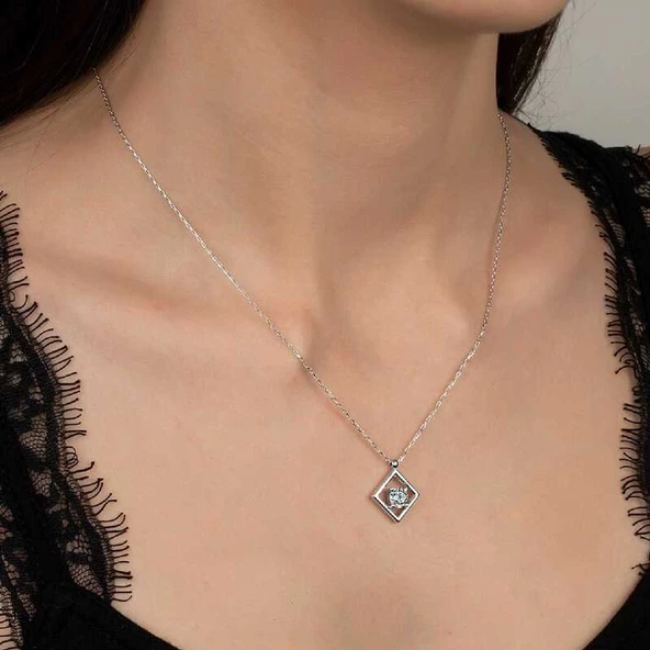 VGD Gumush Swarovski Taşlı Gümüş Dörtgen Bayan Kolye - 2