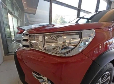 Toyota Hilux Revo 2016-2019 Far Çerçeve Kaplama Krom