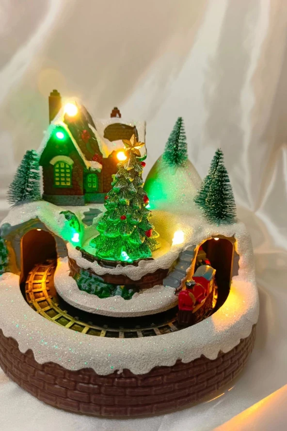 Yılbaşı Noel Köy Tren Kar Küresi Noel Baba Karakter Işık kahve Yeni Yıl Çam Ağacı