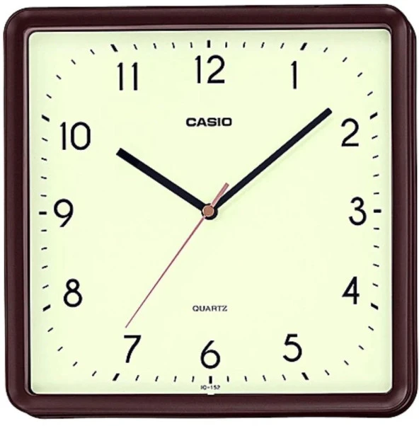 CASIO IQ-152-5DF KAHVERENGİ KARE 24,5CM DUVAR SAATİ ürün görseli 1
