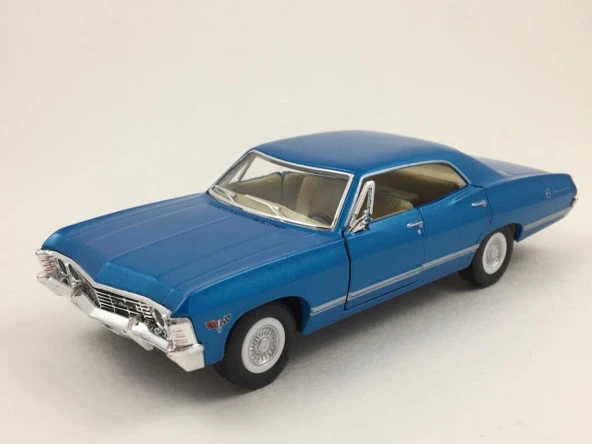 Kinsmart 1967 Chevrolet Impala 1:43 Mavi Çek Bırak Model Araba - Resim 2