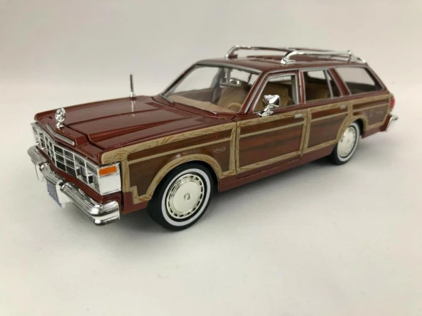 Motormax 1979 Chreysler Le Baron Town&Country