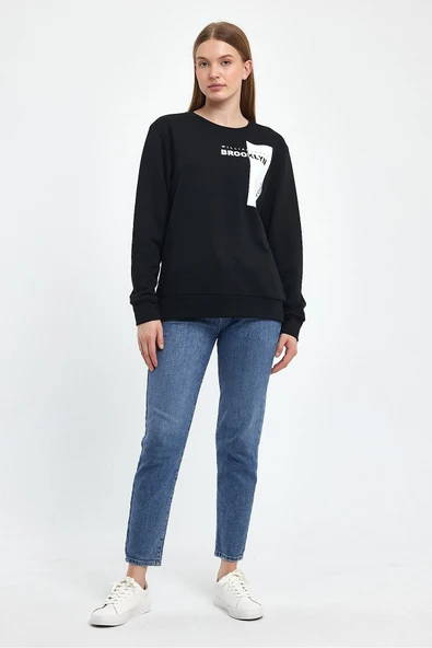Kadın Bisiklet Yaka Rahat Kalıp 3 iplik Kalın W.Brooklyn Baskılı Sweatshirt SPR24SWK31