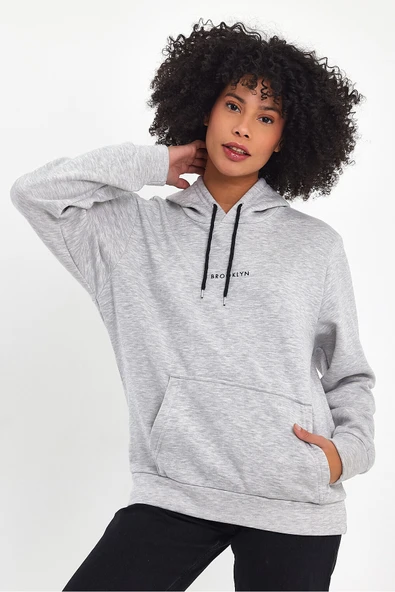 Kadın Kapşonlu Rahat Kalıp İçi Polarlı 3 iplik Orta Brooklyn Baskılı SweatShırt spr24swk13 - Resim 8