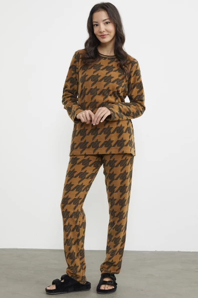Sıfır Yaka Desenli Polar Pijama Takım - Kamel - 3