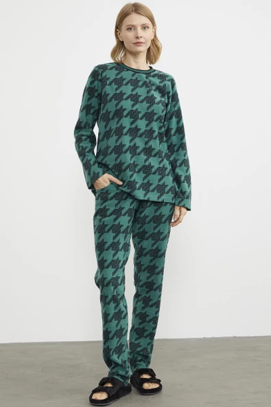 Sıfır Yaka Desenli Polar Pijama Takım - Yeşil