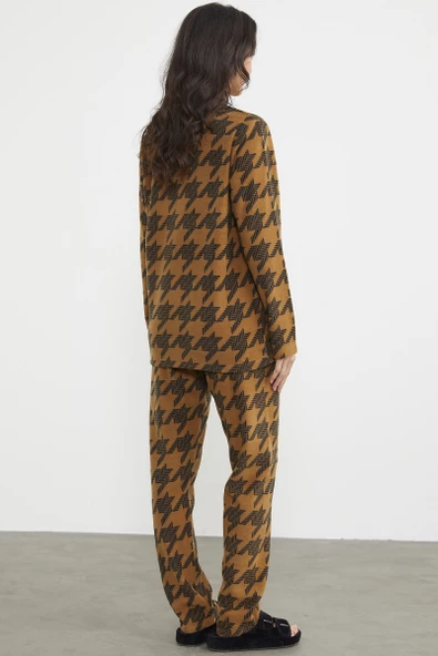 Sıfır Yaka Desenli Polar Pijama Takım - Kamel - 6