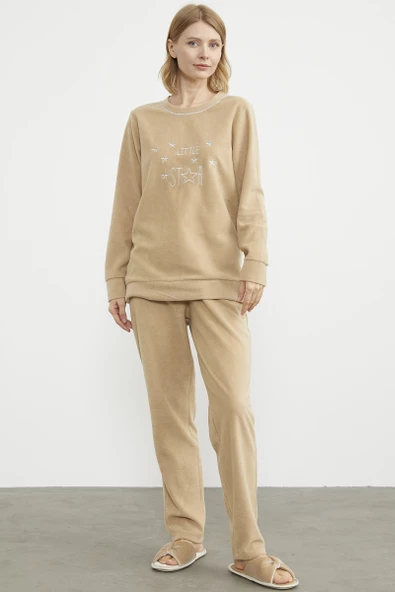 Nakış Detaylı Polar Pijama Takım - Kamel - Resim 2
