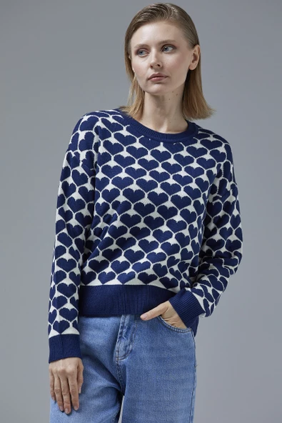 Kalp Desenli Sıfır Yaka Triko Kazak - Lacivert - Resim 3