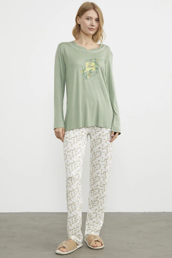 Çiçek Desenli Baskılı Pijama Takım - Yeşil