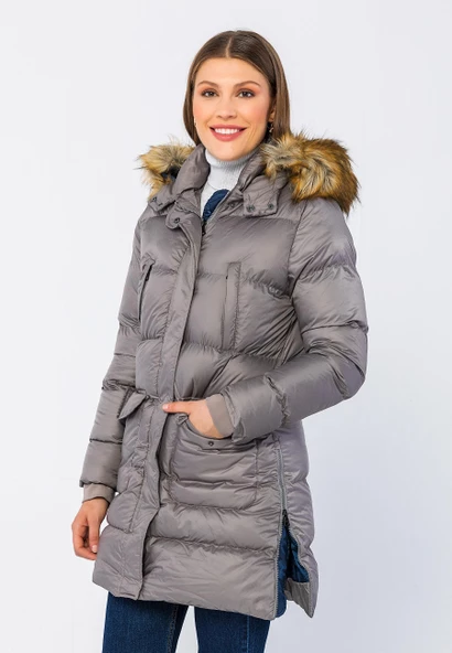 Kadın Regular Fit Astarlı Çok Cepli Kapuşonu Çıkan Rahat Mont - 11